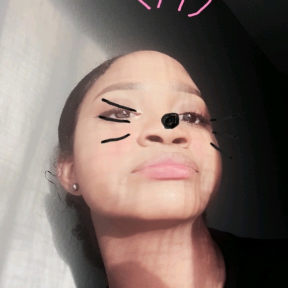 Meet your Posher, Jhanelle - Picture 1 of 1